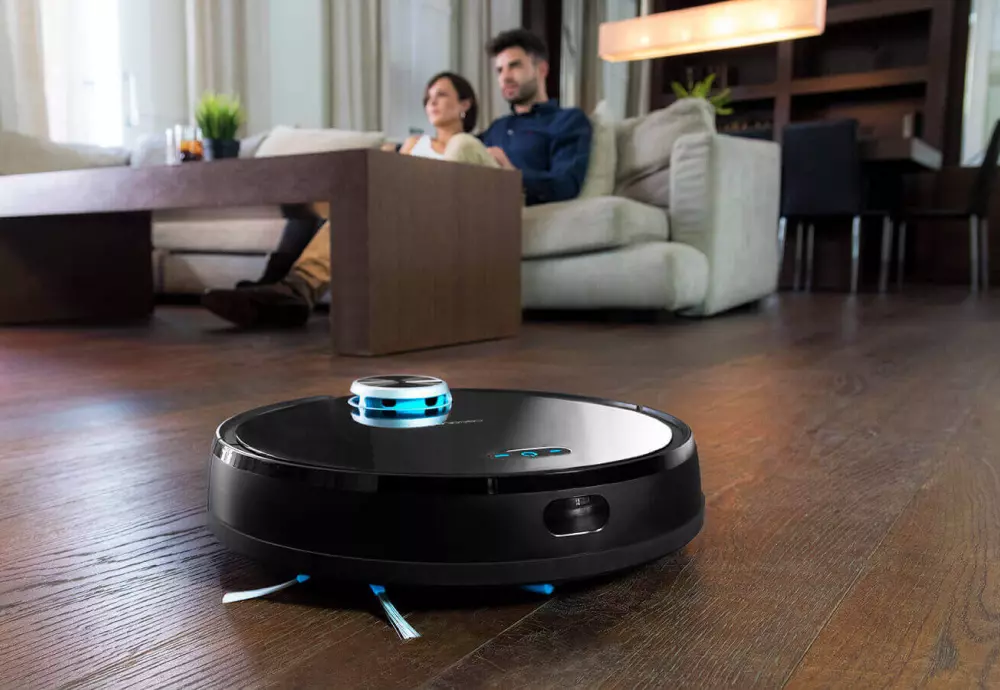 self cleaning robot vacuums